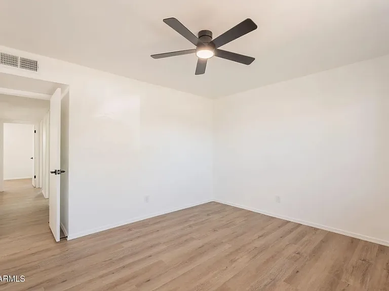 4743 W Shaw Butte Dr — Photo 18
