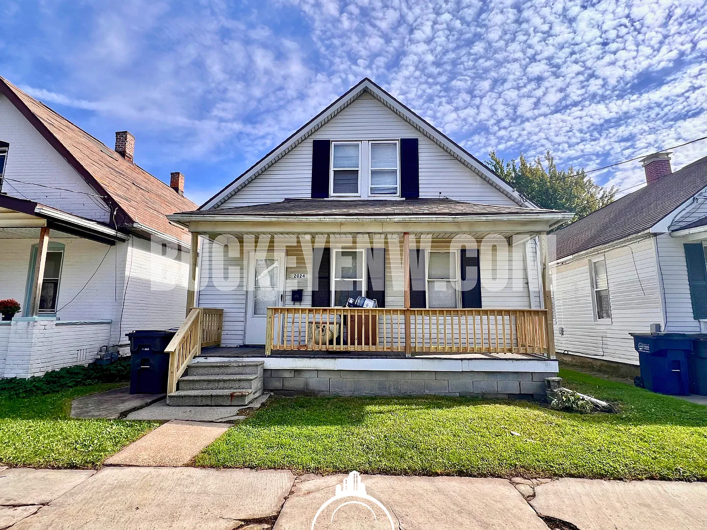 3 Bedroom House — Photo 1