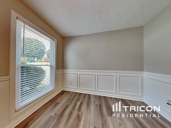 4th image of 2700 Peachtree Parc Ln