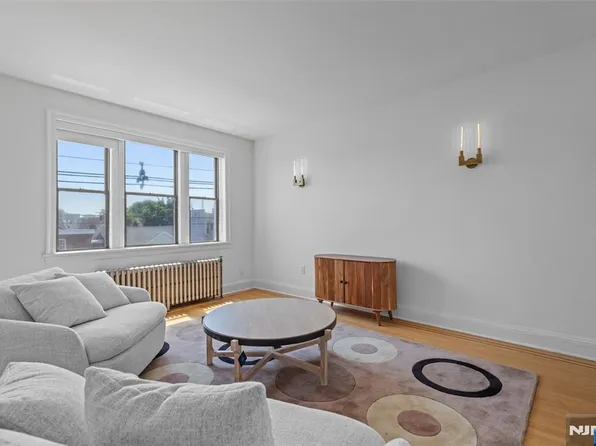 1100 83rd St APT C1, North Bergen, NJ 07047