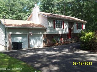 25 Sumner Dr, East Stroudsburg, PA