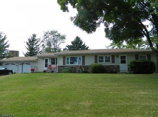 513 Stamets Rd, Milford, NJ 08848