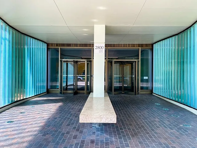 2800 N Lake Shore Dr #2310 — Photo 2