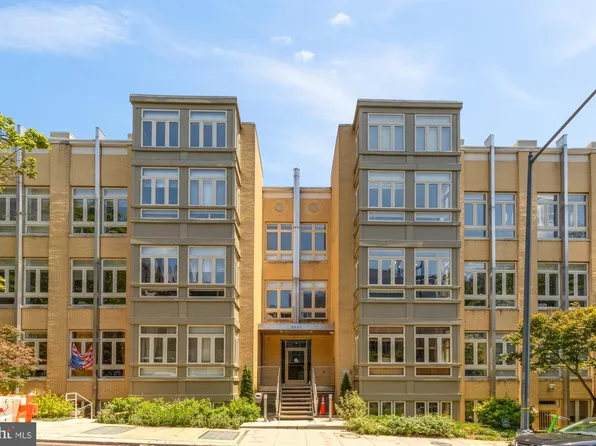 2363 Champlain St NW APT 3, Washington, DC 20009