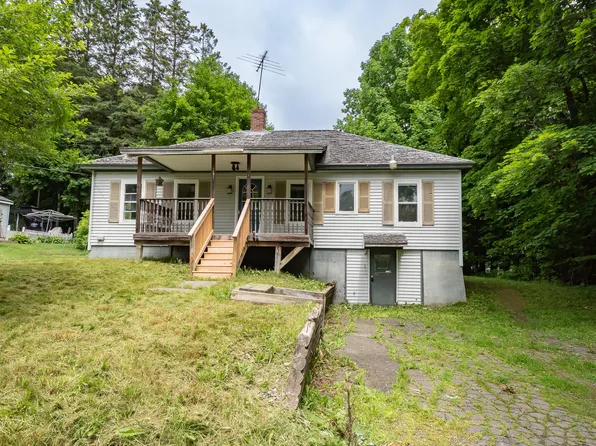 180 Lawrence Street, Dover-Foxcroft, ME 04426