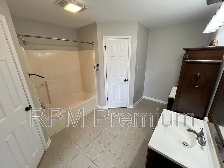 522 Fawn Lake Dr — Photo 22