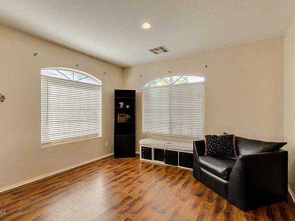 2nd image of 3607 E Calistoga Dr