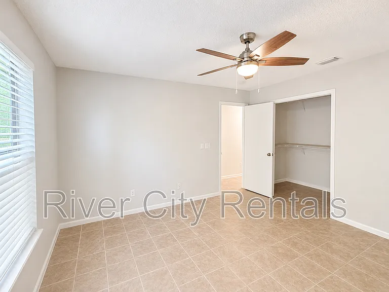 849 Candleknoll Ln — Photo 13