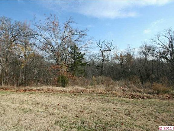 3rd image of 639 E Huntsville Pl