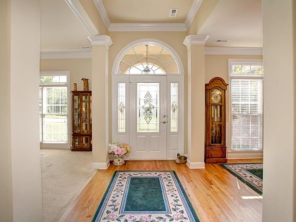5th image of 101 Wellhouse Ct