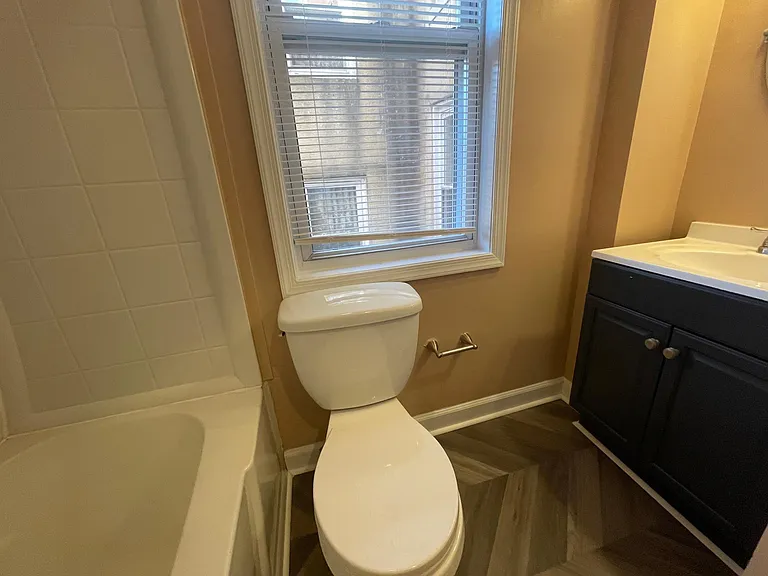 723 S Bond St #2R — Photo 11