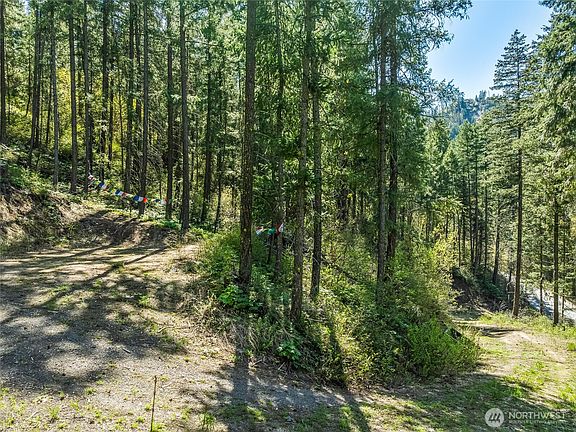 3rd image of 8325 Taber Rd.