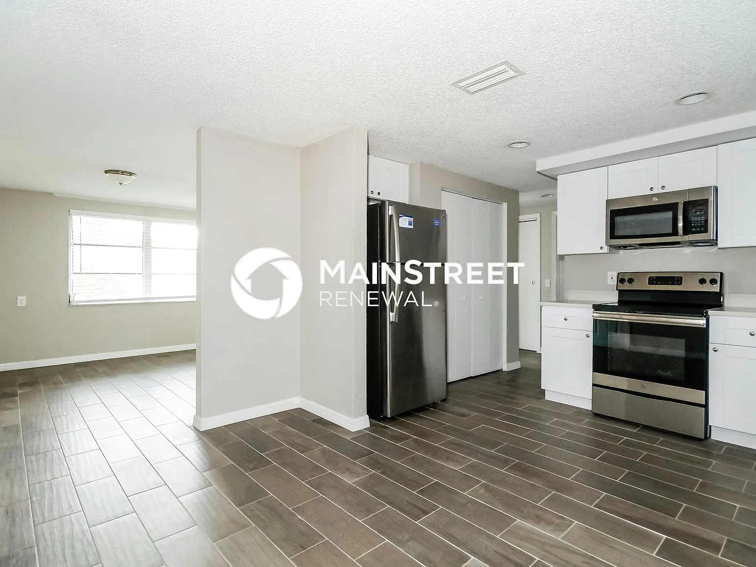 5537 Quist Dr — Photo 4
