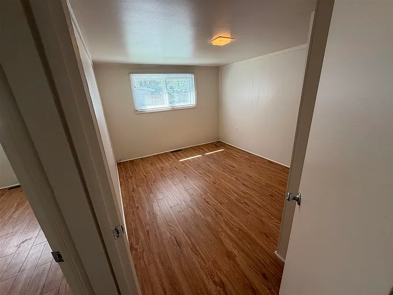 308 W Upright St #1 — Photo 9