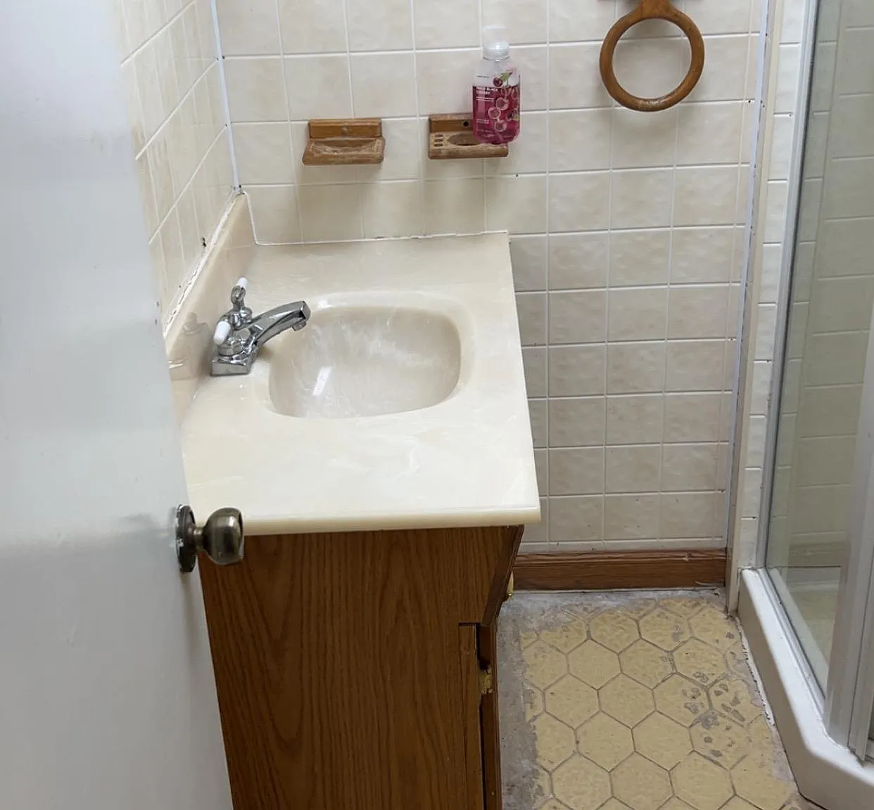 4 bed, 4.5 bath, $2,000 — Photo 2