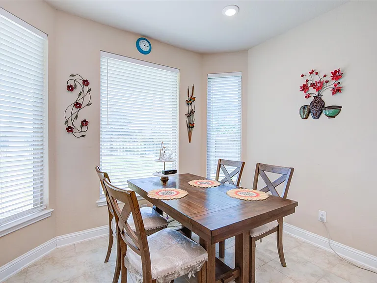 12902 Oak Falls Dr — Photo 16