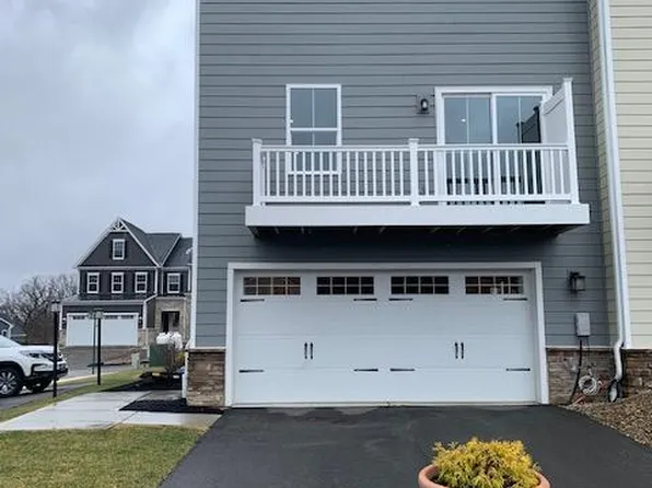 3006 Spruce Rd, Gibsonia, PA 15044