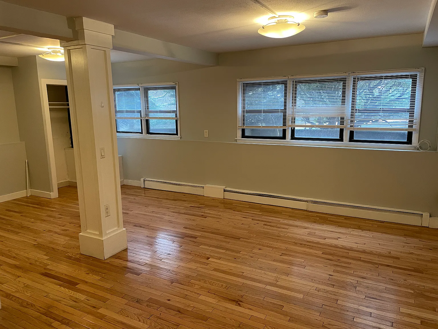 Studio, $1,400 — Photo 4