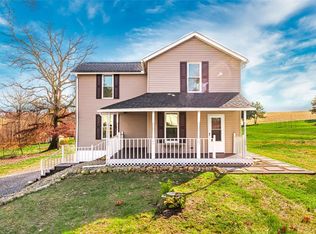 816 Harmony Baptist Rd, New Castle, PA 16101