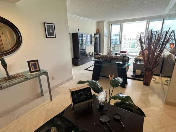 21055 Yacht Club Dr #1804, Aventura, FL 33180