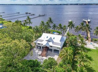 90 NW Alice St, Jensen Beach, FL 34957