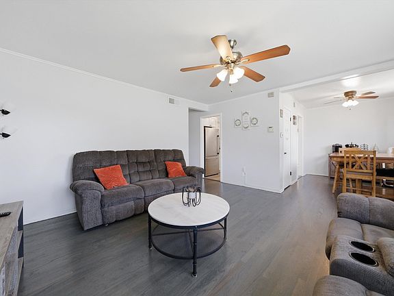 5th image of 8411 S Knox Ave