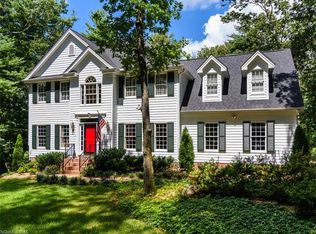 15 Dunnwoody Dr, Arden, NC 28704