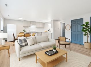 1216 Oleson Rd APT 1, Waterloo, IA 50702