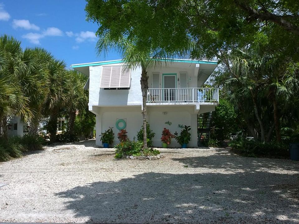 1st image of 173 Galleon Ln