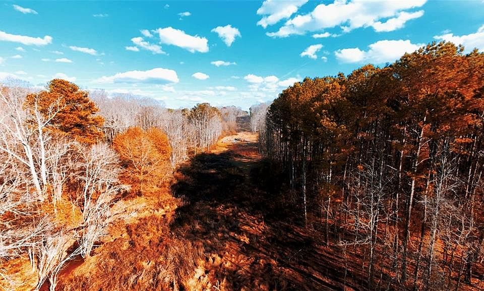 2nd image of 1601 Lake Paradise Rd
