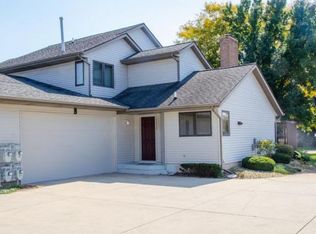 25615 Freda Dr APT B, Elkhart, IN 46514