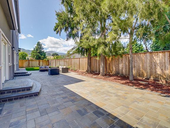 4th image of 10027 Viewpoint Ln
