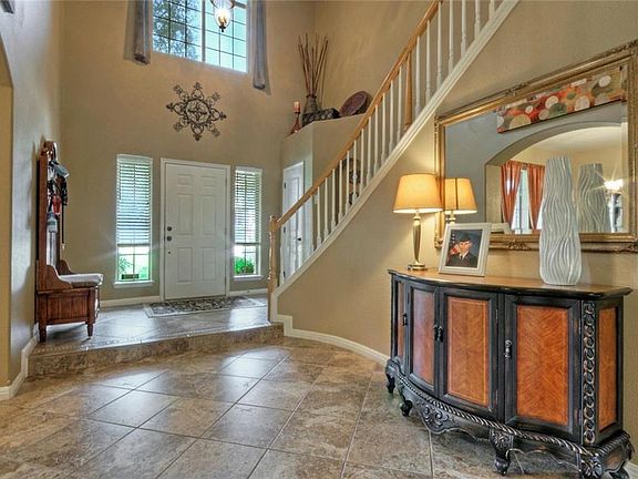 4th image of 2222 Wheaton Trl