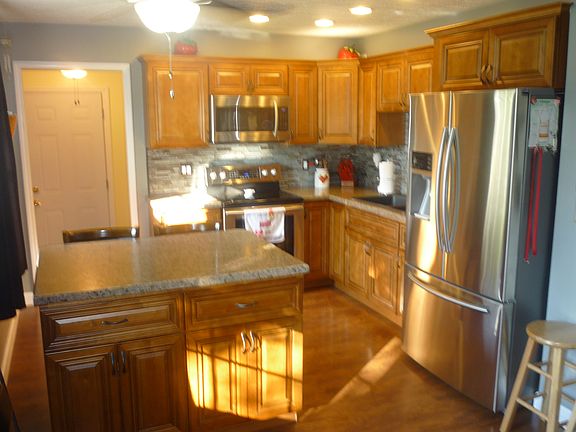 2nd image of 393 Conard Dr
