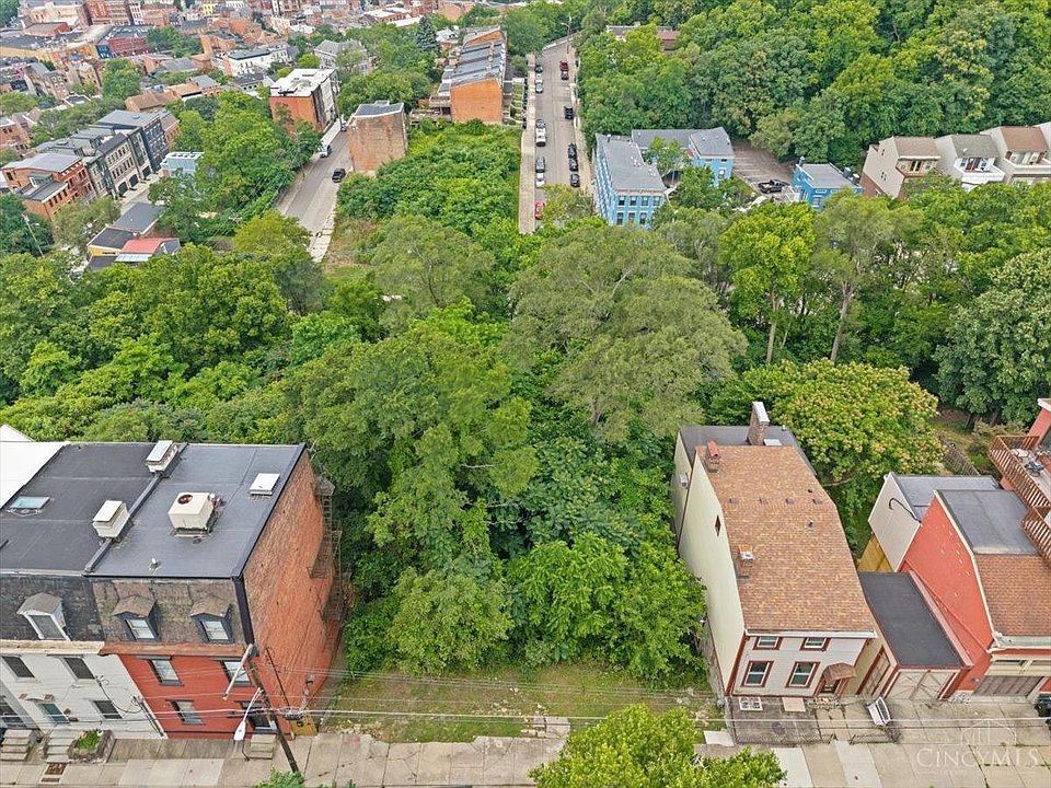 1st image of 1861 Walker St