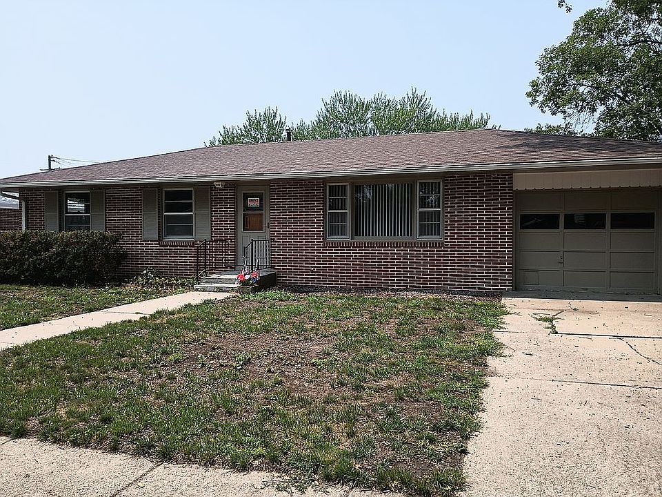 1st image of 1623 Meadow Lane Dr