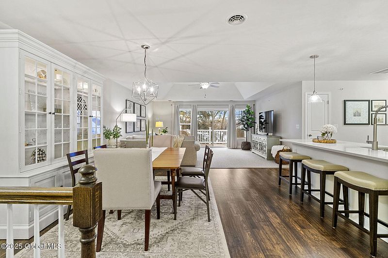 3rd image of 2534 Edgewood Avenue