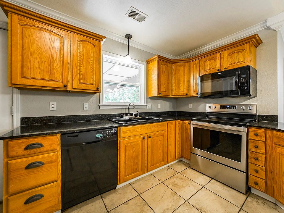 25th image of this home