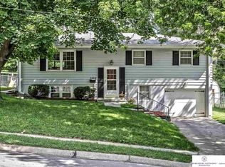 3968 Weber St, Omaha, NE 68112