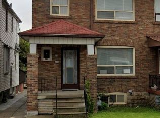 275 Oakwood Ave #BASEMENT, Toronto, ON M6E 2V3