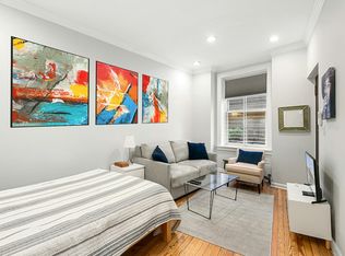 2 Charles St #1F, New York, NY 10014