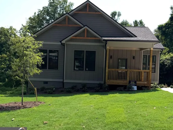 2782 Mango Cir NW, Atlanta, GA 30318