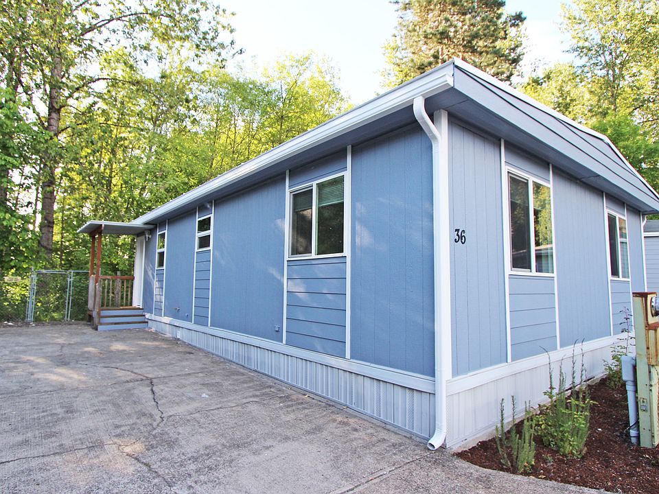 Double wide home in park