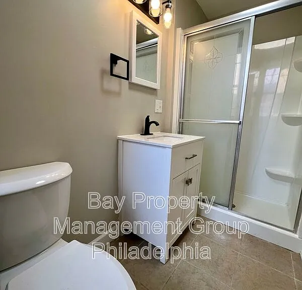 1844 Master St #2 — Photo 12