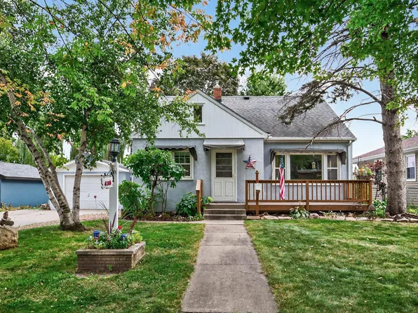 438 19th Ave N, South Saint Paul, MN 55075