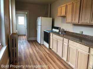 818 N 8th St, Reading, PA 19604