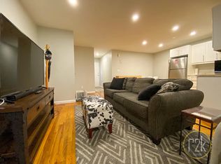 28-05 Newtown Ave #1F, Astoria, NY 11102