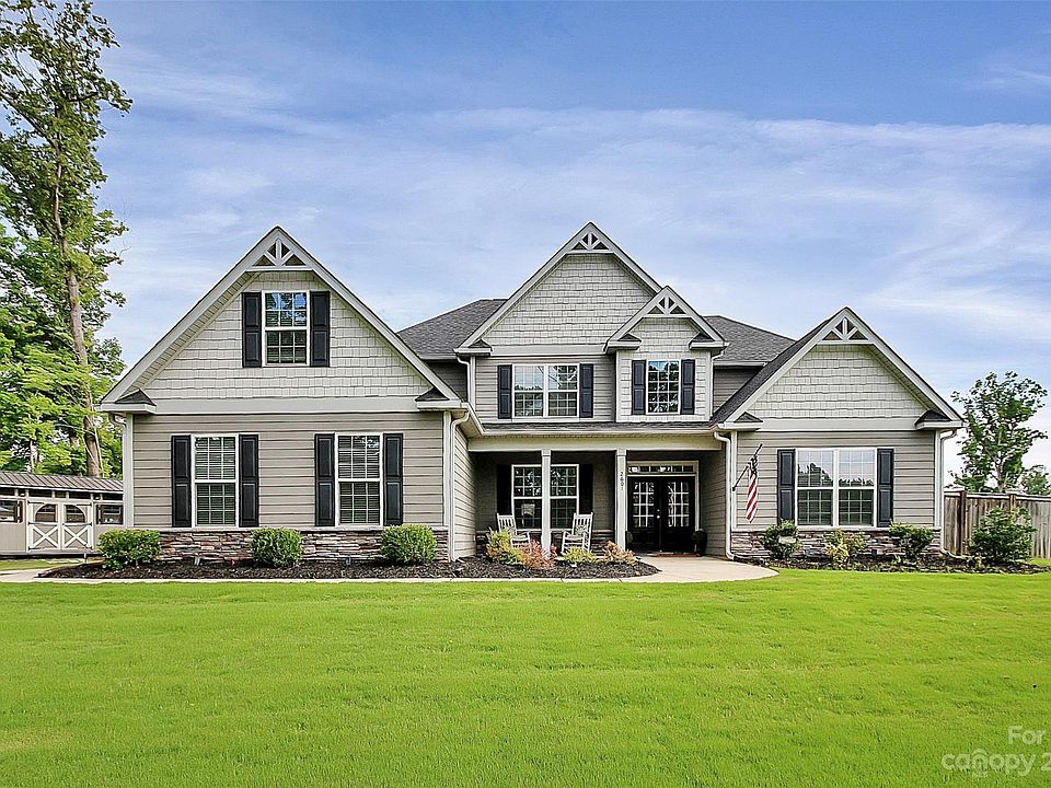 1st image of 2601 Lakefront Dr