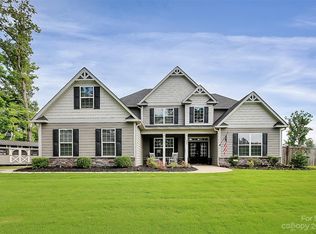 2601 Lakefront Dr, Belmont, NC 28012