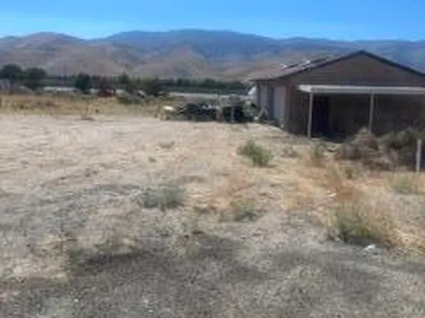 2250 S Edmonds Dr, Carson City, NV 89701